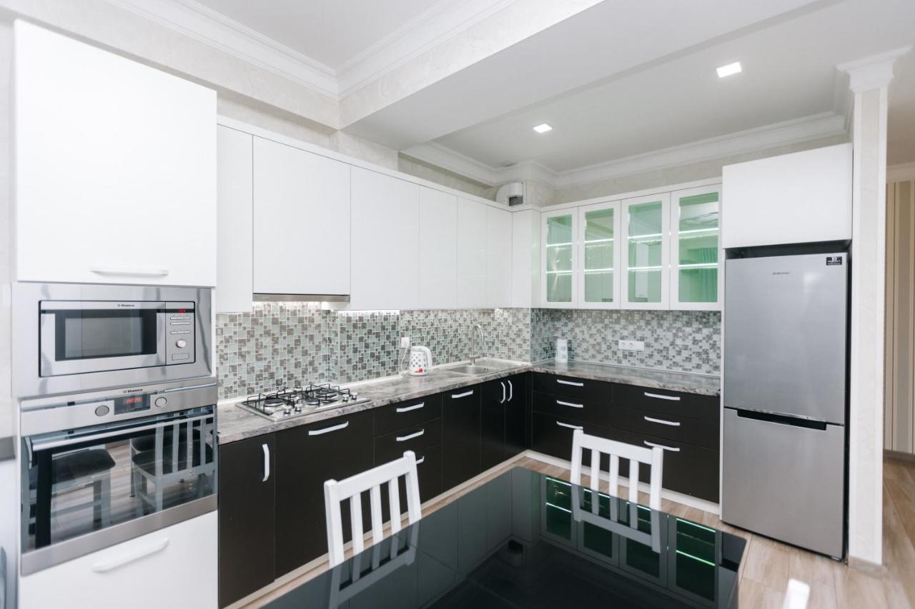 Luxury Apartment Кишинев Екстериор снимка