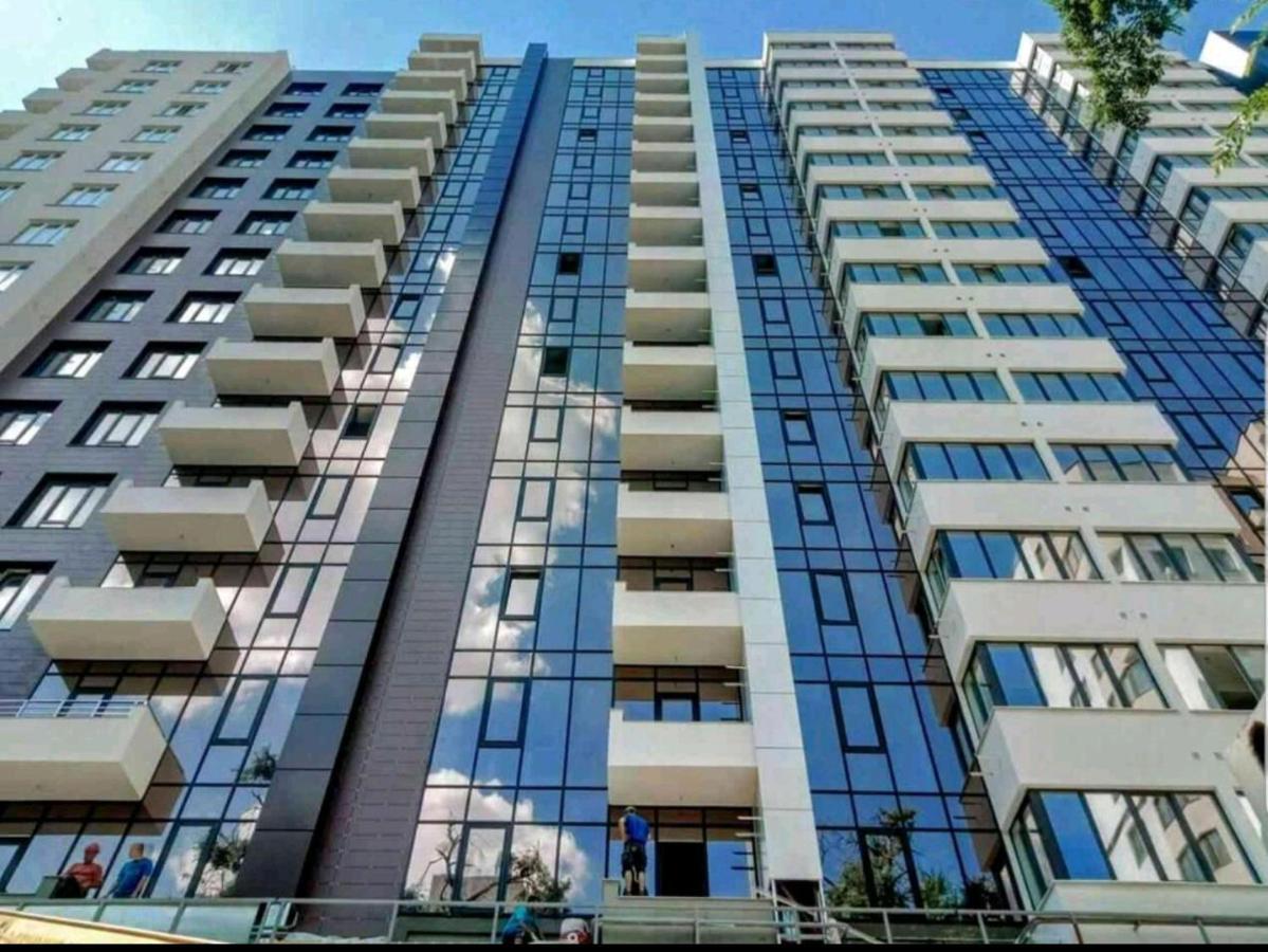 Luxury Apartment Кишинев Екстериор снимка